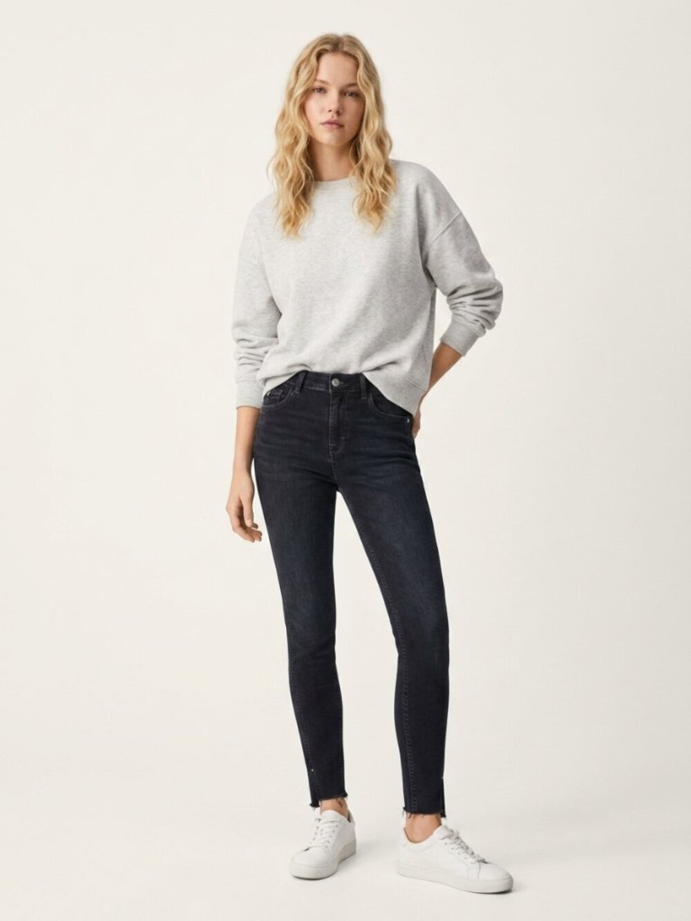 2/$30 ZARA Slit Ankle Skinny Jeans 2 Rinsed Black Raw Hem Mid Rise #6281